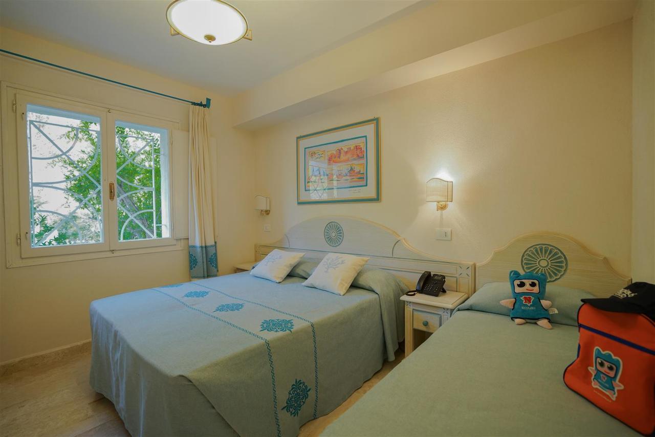 Club Hotel Cormorano Baja Sardinia Exterior photo