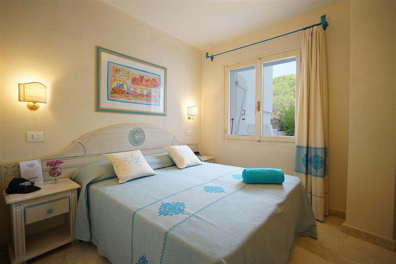 Club Hotel Cormorano Baja Sardinia Exterior photo